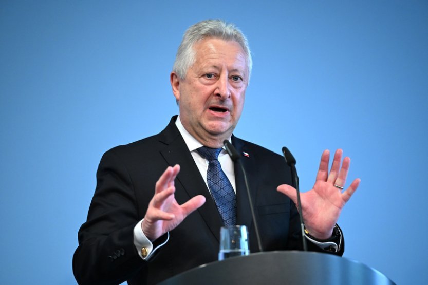 Zůna: Česko je připraveno dál přispívat k obraně východního křídla NATO