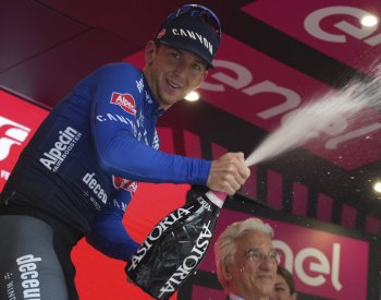 Groves vyhrál druhou etapu Vuelty za sebou, Evenepoel zvýšil vedení