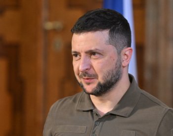 Zelenskyj: Přibývá případů, kdy se Ukrajinci pomocí úplatků vyhýbají narukování