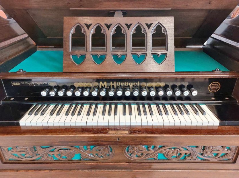 Součástí zrekonstruovaného Červeného kostela v Olomouci je také harmonium