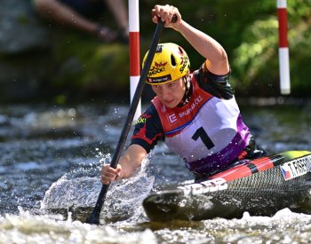 Fišerová obsadila na SP v Seu d'Urgell na kánoi čtvrté místo