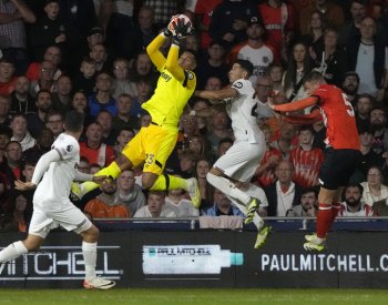 West Ham bez zraněného Součka vyhrál v Lutonu 2:1
