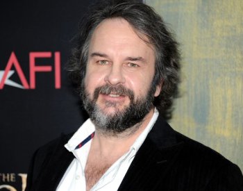 Režisér Jackson na Novém Zélandu skoupil pozemky a zvrátil kontroverzní výstavbu