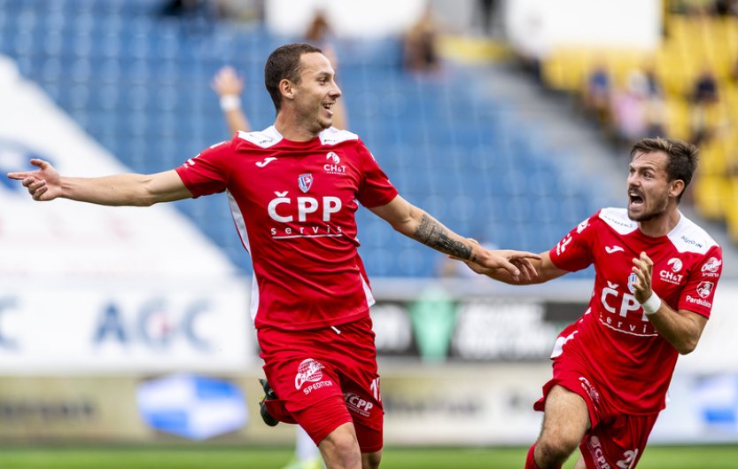 Krobot v závěru zařídil Pardubicím vítězství v Teplicích