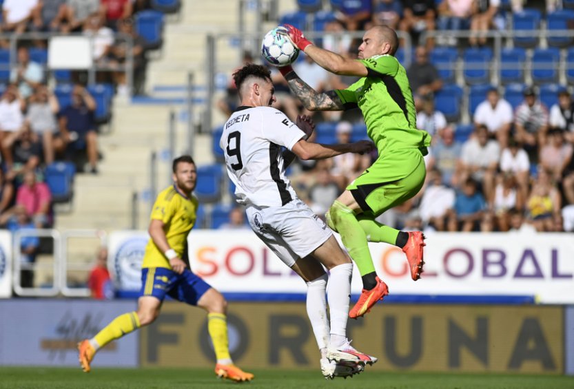 Brankář Zlína Dostál má po derby se Slováckem natrženou ledvinu