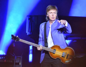 Po celém světě se hledá originální baskytara Paula McCartneyho