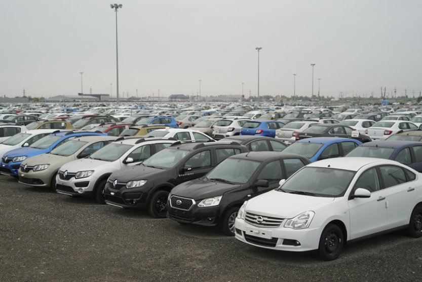 Ruský automobilový trh se dál zotavuje, v srpnu prodej vzrostl o 158 procent