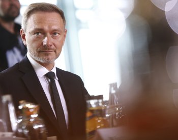 Německý ministr financí vyzval ke konsolidaci rozpočtu, schodek má klesnout