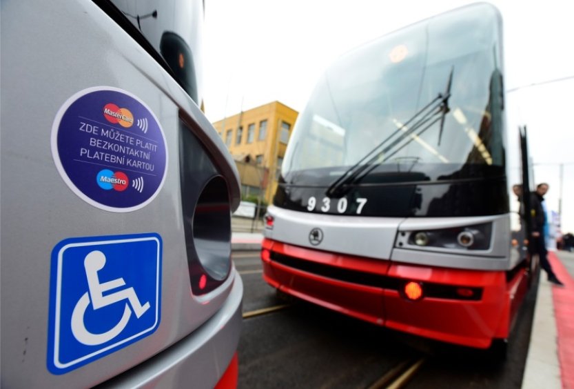 Evropská komise navrhla jednotnou evropskou kartu pro zdravotně postižené