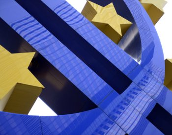 Činitelé ECB mírní názory, že úroky v eurozóně už se příští týden nezvýší