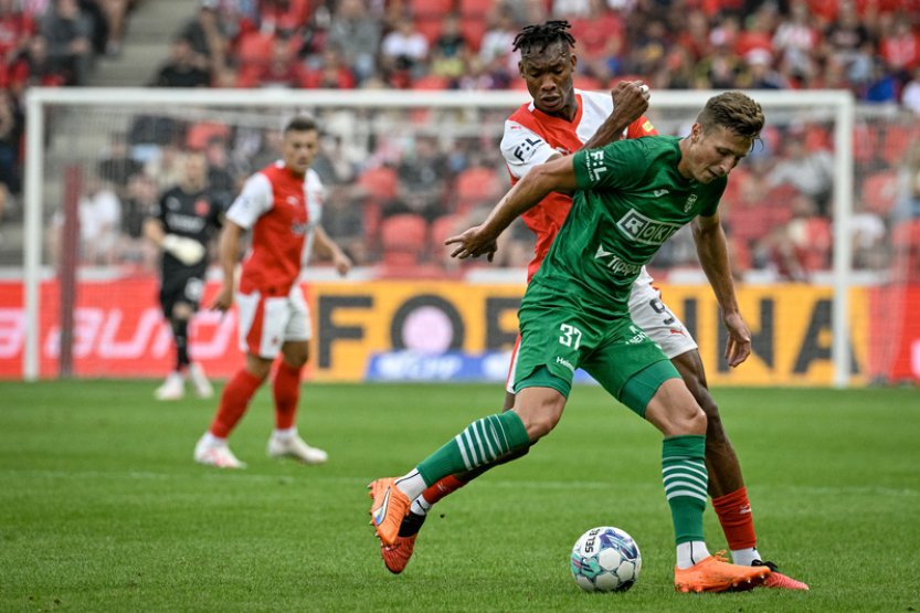 Fotbalisté Karviné podlehli třetiligovému Uničovu a vypadli z domácího poháru