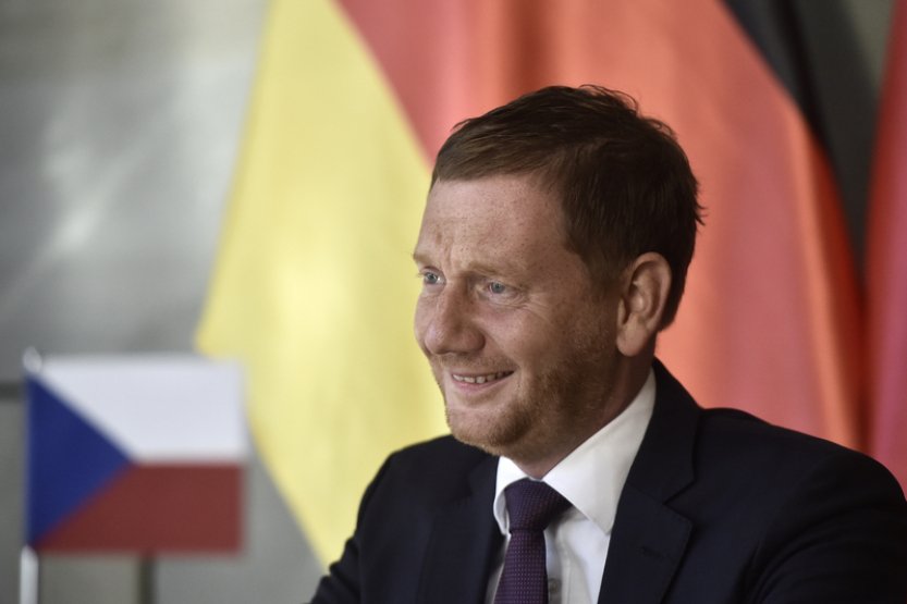 Saský premiér podporuje obnovení hraničních kontrol s Polskem a Českem