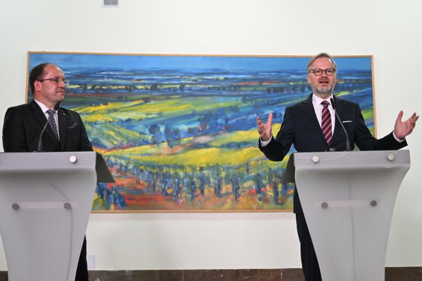 Fiala a Výborný se sejdou se zástupci obchodních řetězců