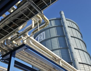 Vídeň si předvolala zástupce EK, platby za ruský plyn označil za krvavé peníze