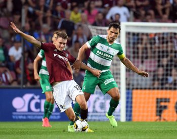 Fotbalista Daněk odešel ze Sparty na půlroční hostování do Pardubic