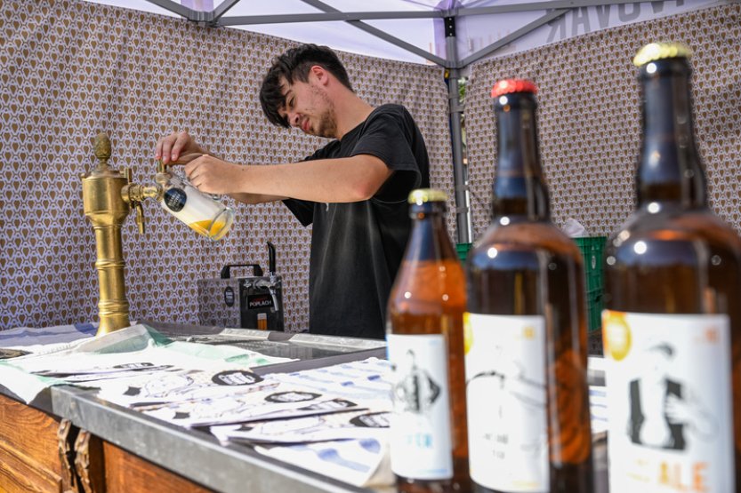 Na festivalu létajících pivovarů lze ochutnat pivo s příchutí sušenky nebo manga