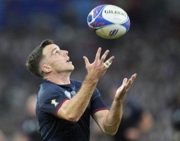 Irští ragbisté odstartovali MS rekordní výhrou, Anglie uspěla v dlouhém oslabení