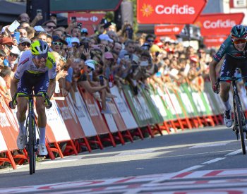 Bývalý mistr světa Costa vyhrál poprvé etapu na Vueltě, v čele zůstal Kuss