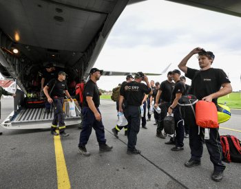 Čeští hasiči se vydali na cestu z Řecka, kde pomáhali hasit rozsáhlé požáry