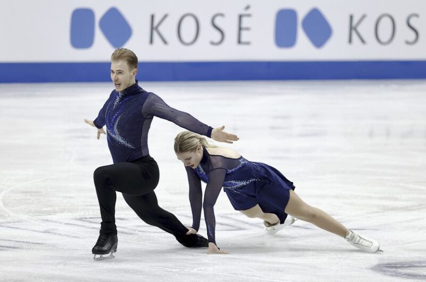 Krasobruslaři Taschlerovi vstoupili do sezony druhým místem na Lombardia Trophy