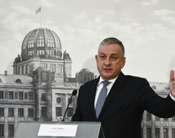 ČR bude spolupracovat s Británií na vývoji malých a středních jaderných reaktorů