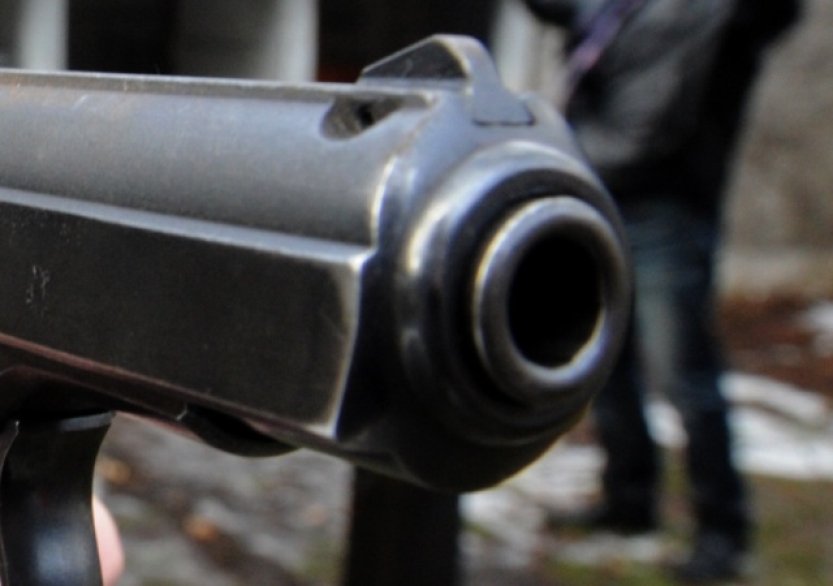 Šest patrně Albánců zemřelo podle řecké televize při střelbě nedaleko Atén