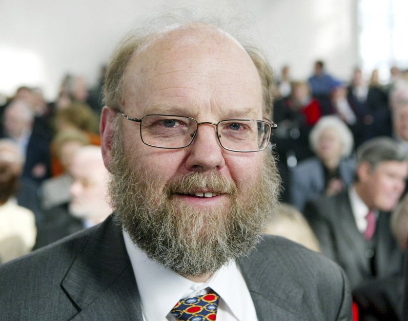 Zemřel britský vědec Ian Wilmut, jehož tým naklonoval ovci Dolly