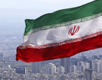 Washington schválil výměnu vězňů s Íránem a uvolnění zmrazených šesti miliard