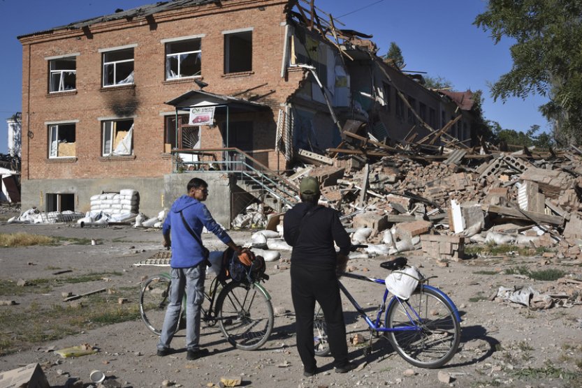 Unian: Z Orichiva blízko fronty na jihu Ukrajiny zbyly skoro jen samé ruiny