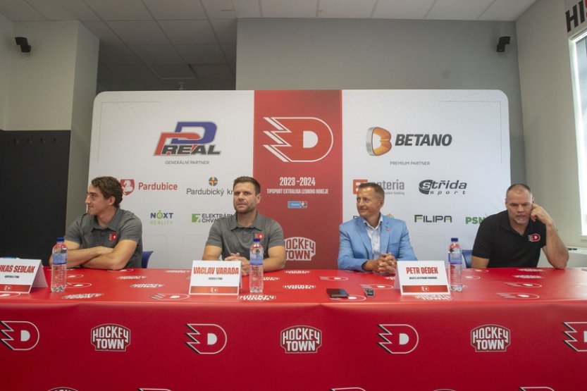 Pardubice touží hrát na špici a v play off vydržet do posledního hracího dne