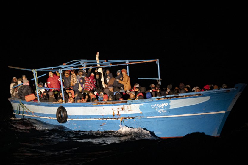 Na italský ostrov Lampedusa dorazilo za 48 hodin na 4500 migrantů