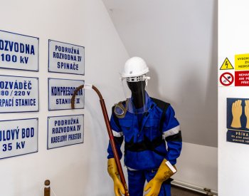 Výstava v mosteckém muzeu připomíná 80. výročí vzniku elektrárny v Komořanech