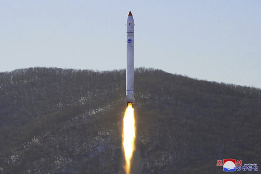 KLDR odpálila další dvě balistické rakety, před Kimovou schůzkou s Putinem