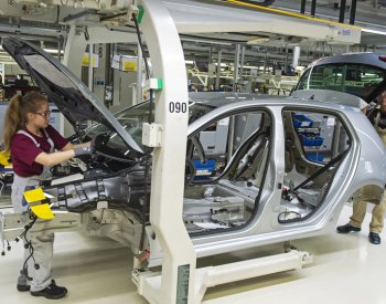 DPA: V továrně VW na elektromobily v německém Cvikově hrozí propouštění