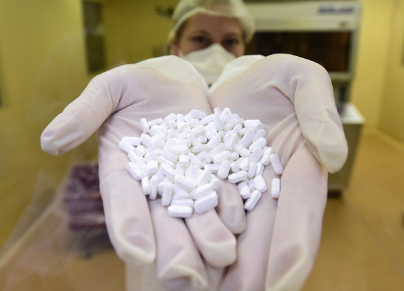 Výrobci dodají na podzim o stovky tisíc balení penicilinu meziročně víc