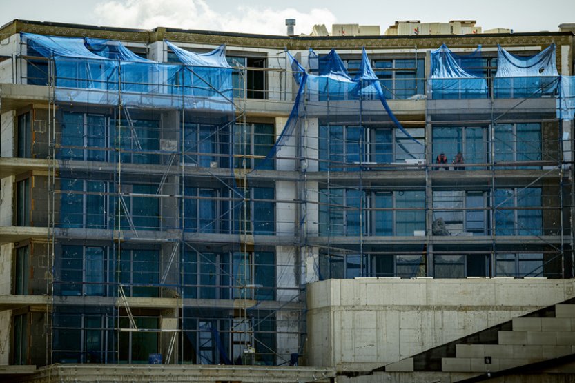 Nových bytů dle ČSÚ přibývá, nepokryjí ale poptávku u velkých měst, míní experti