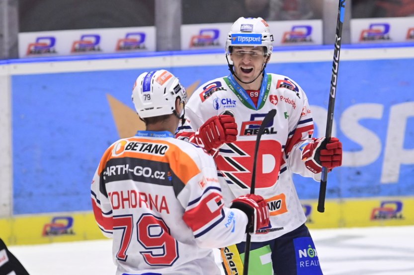 Byl to těžký zápas, Litvínov hrál výborně, řekl dvougólový střelec Radil