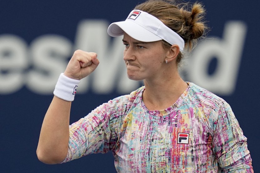 Tenistka Krejčíková si v San Diegu zahraje o titul v singlu i ve čtyřhře