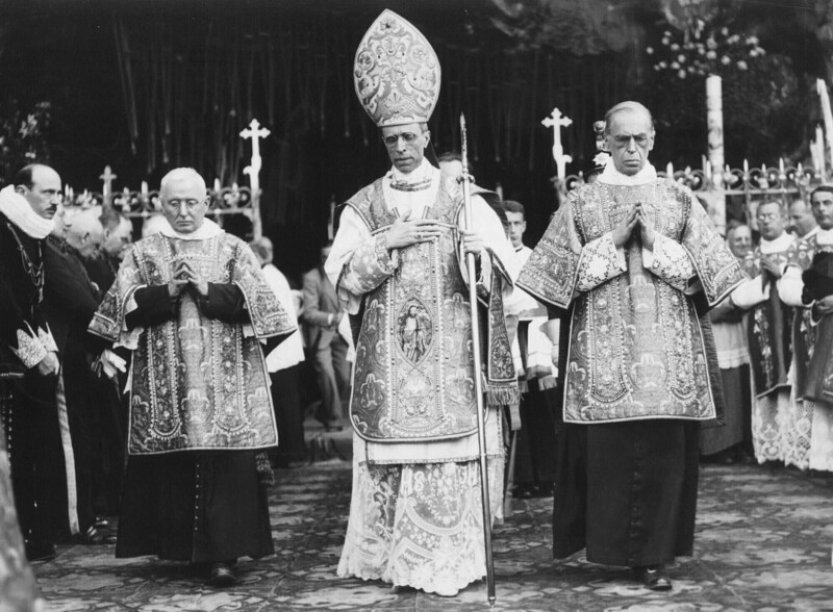 Papež Pius XII. měl podrobné informace o holokaustu, píše Corriere della Sera