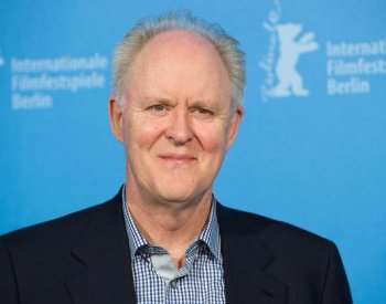 Hollywoodští herci v aukci na pomoc stávkujícím nabízí venčení psa nebo večeři
