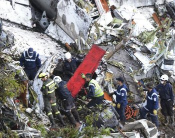 Při zřícení civilního letadla v brazilské Amazonii zemřelo 14 lidí