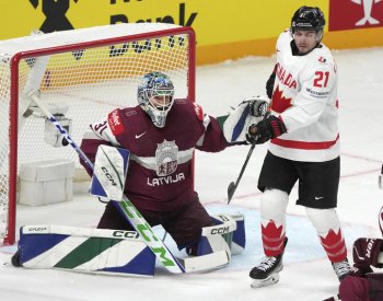 Hokejisté Kanady deklasovali na úvod MS domácí Lotyše 6:0