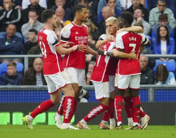 Arsenal po šesti letech zvítězil na hřišti Evertonu, Chelsea počtvrté nevyhrála