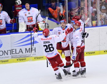 Okuliarův hattrick dovedl Hradec Králové k výhře 5:3 nad Libercem