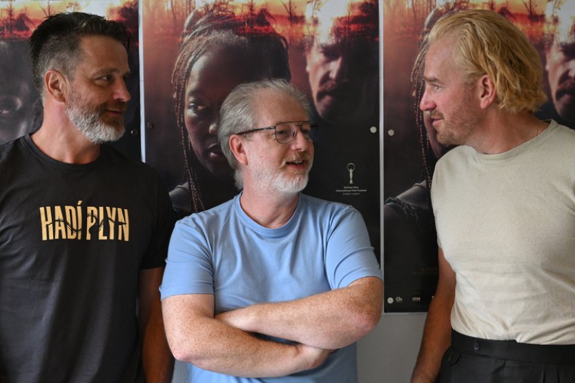 Hadí plyn režiséra Jařaba je svébytnou adaptací knihy Srdce temnoty