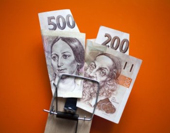 Zadluženost Čechů je desátá nejnižší v EU, půjčku má v ČR 46 procent lidí