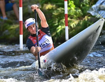 Závody hlídek odstartují MS ve vodním slalomu
