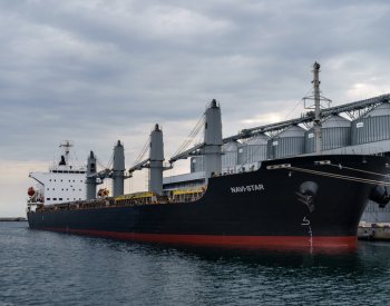 Z ukrajinského Čornomorsku poprvé od krachu dohody vyplula loď s obilím