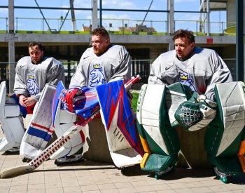 Hrubec si užívá Rigu bez roušky, jízda městem za policií mu připadá nebezpečná