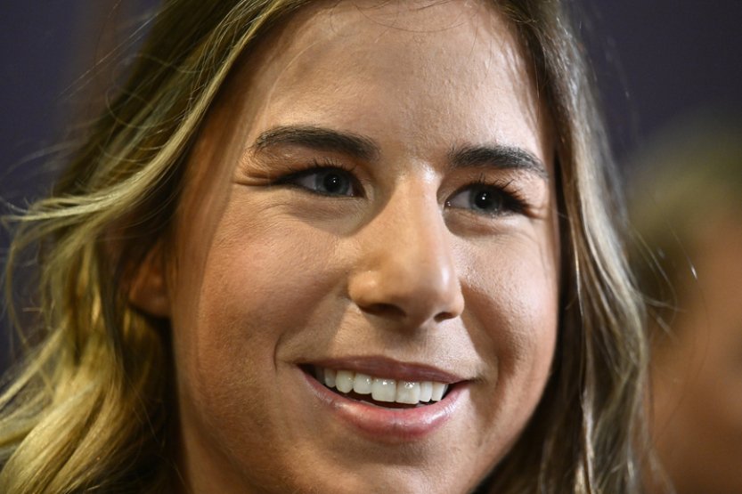 Ledecká podepsala lyžařskou reprezentační smlouvu